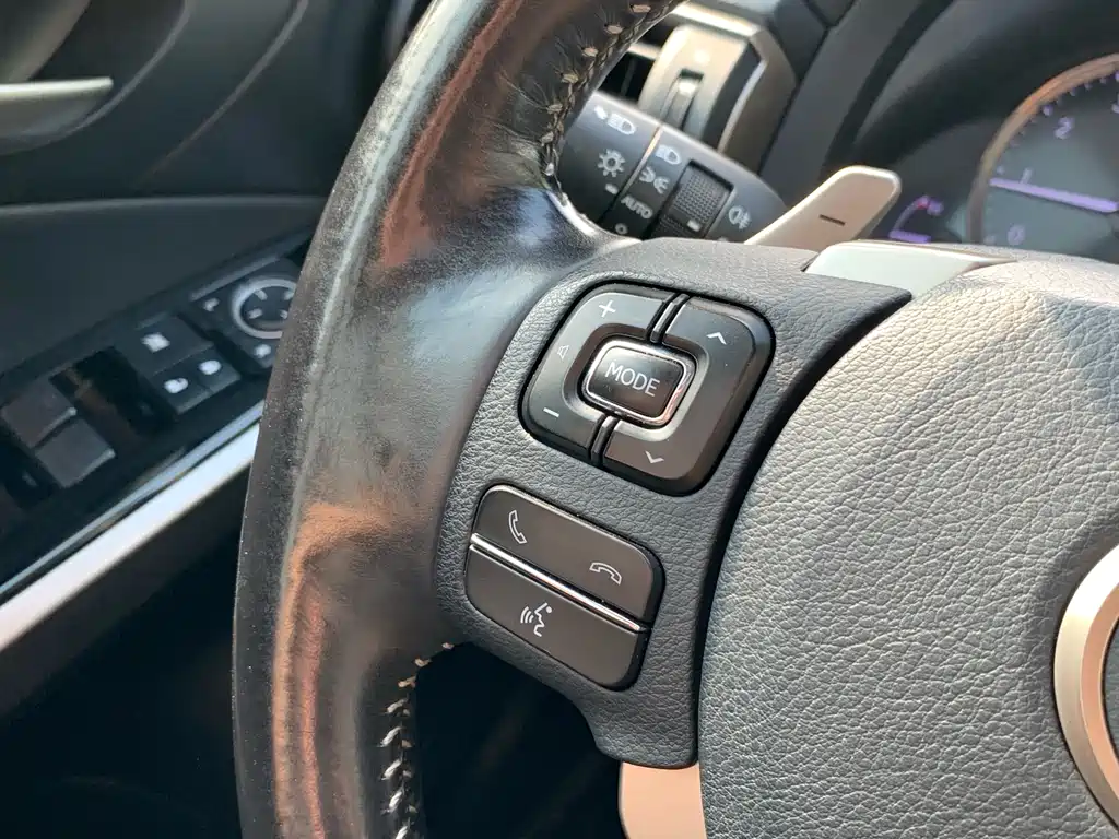 Lexus IS 2017 300 Sport Version