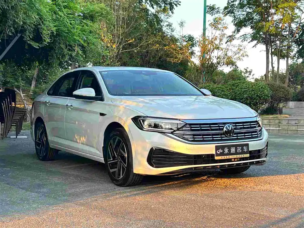 2023 Volkswagen Sagitar 300 TSI DSG Prestige Edition