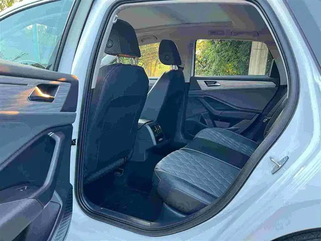 2023 Volkswagen Sagitar 300 TSI DSG Prestige Edition