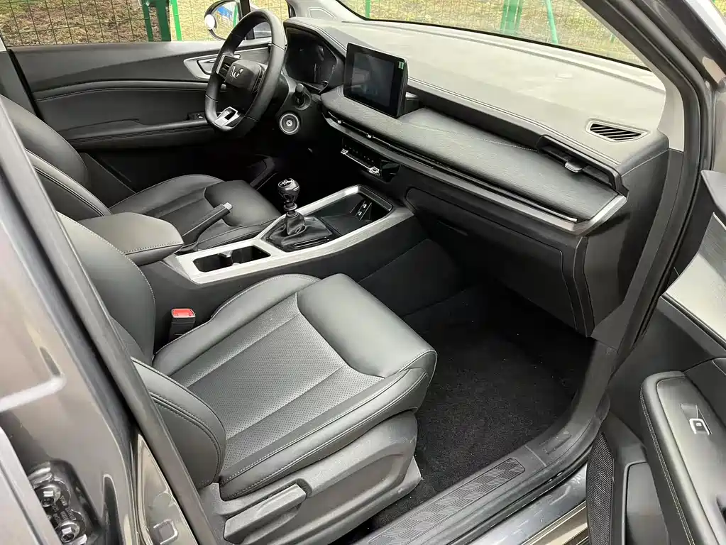 Wuling Jiachen 2022 1.5T Manual Shuxiang Liveliness Edition