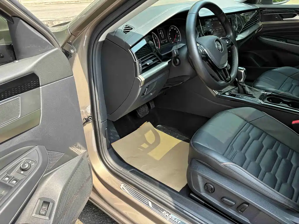 Passat 2019 330 TSI Elite Edition National VI