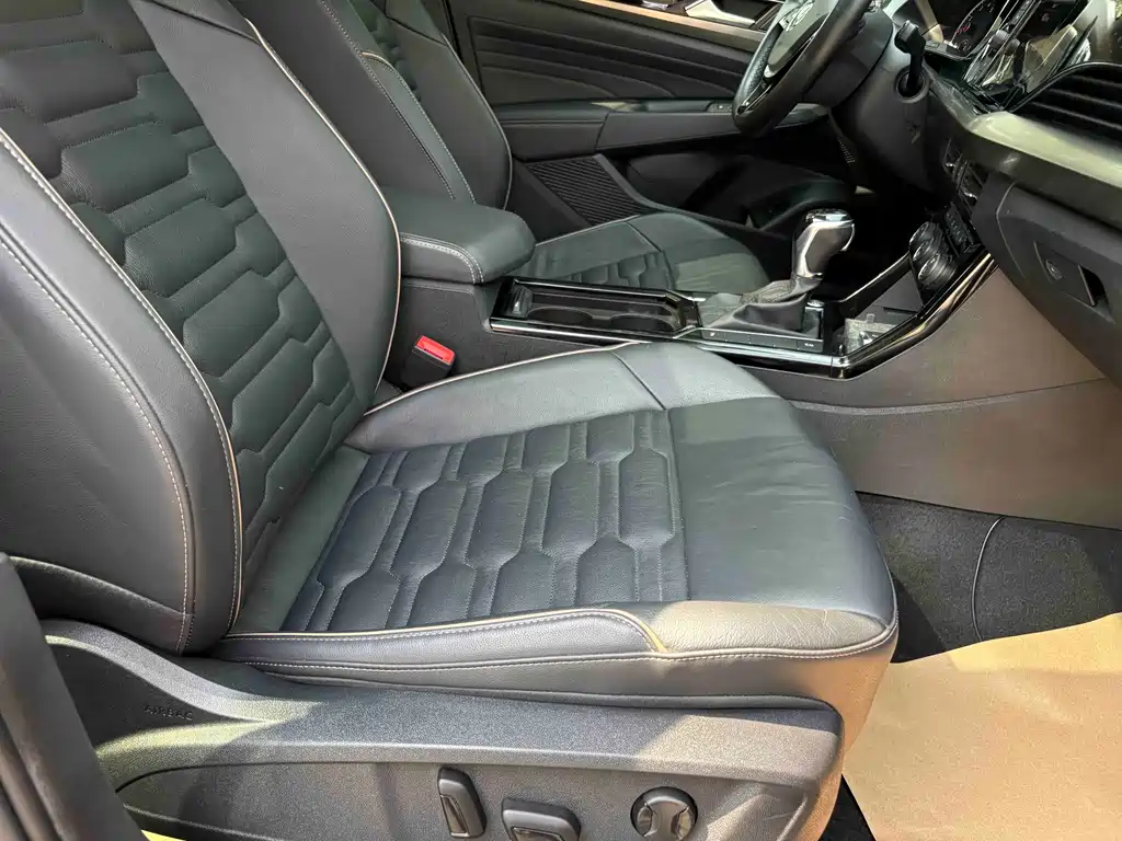 Passat 2019 330 TSI Elite Edition National VI