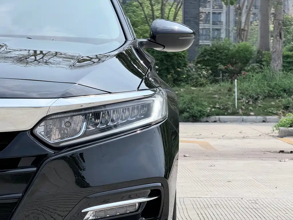 Accord 2018 Hybrid 2.0L Sharp Lead Edition National VI