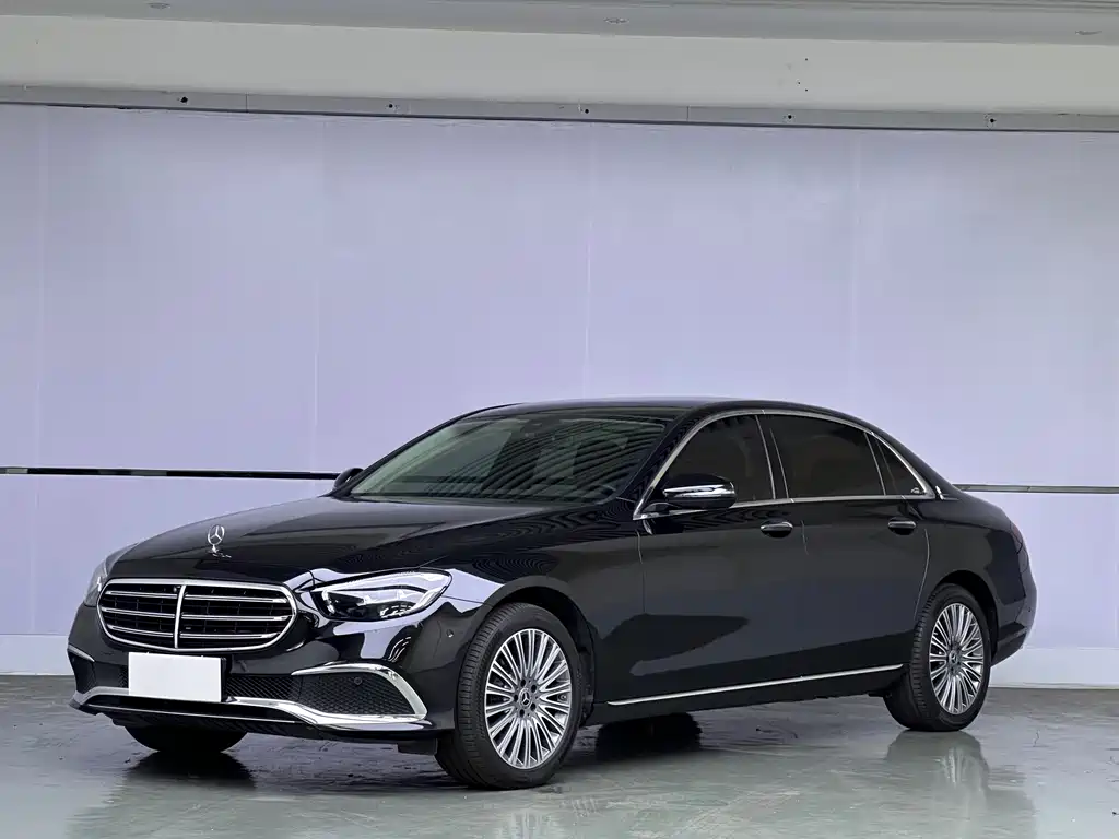 Mercedes-Benz E-Class 2023 E 300 L Fashion Edition