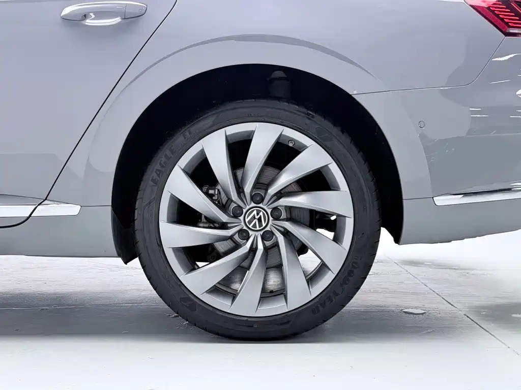 2021 Volkswagen Passat 380 TSI Eye Catching Edition