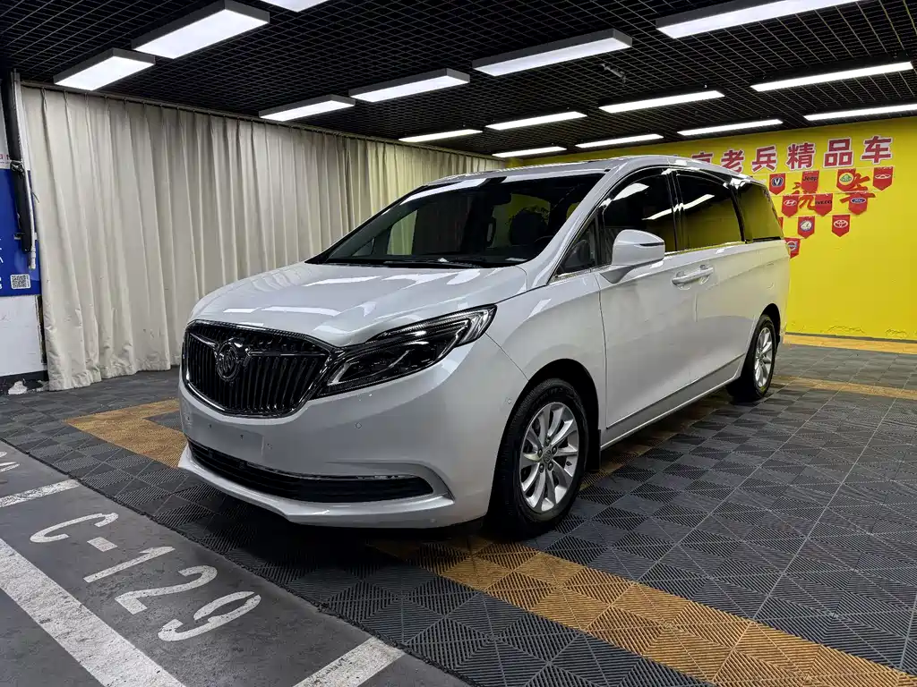 Buick GL8 2017 ES 28T Comfort Edition National V