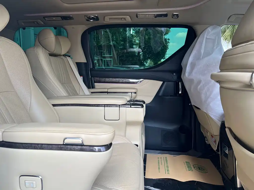 Alphard 2020 2.5L尊贵版 Hybrid