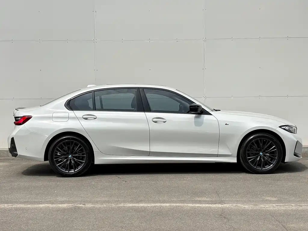 BMW 3 Series 2024 325Li M Sport Nightshade Package