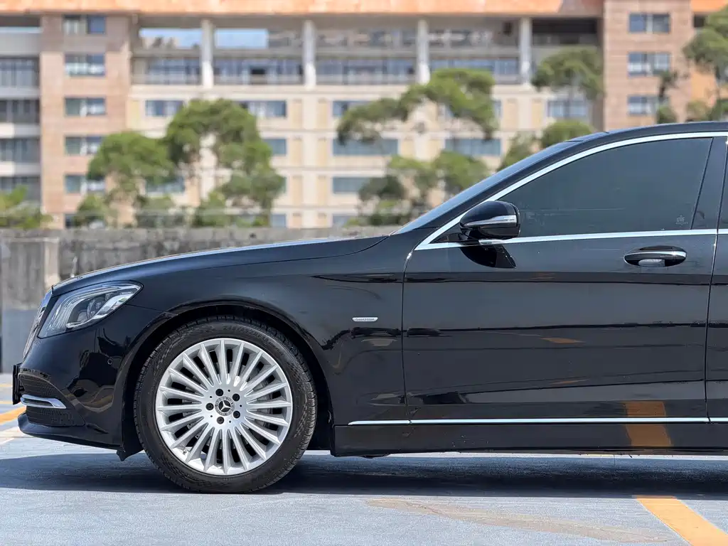 Mercedes S-Class 2019 S 320 L Collectors' Edition