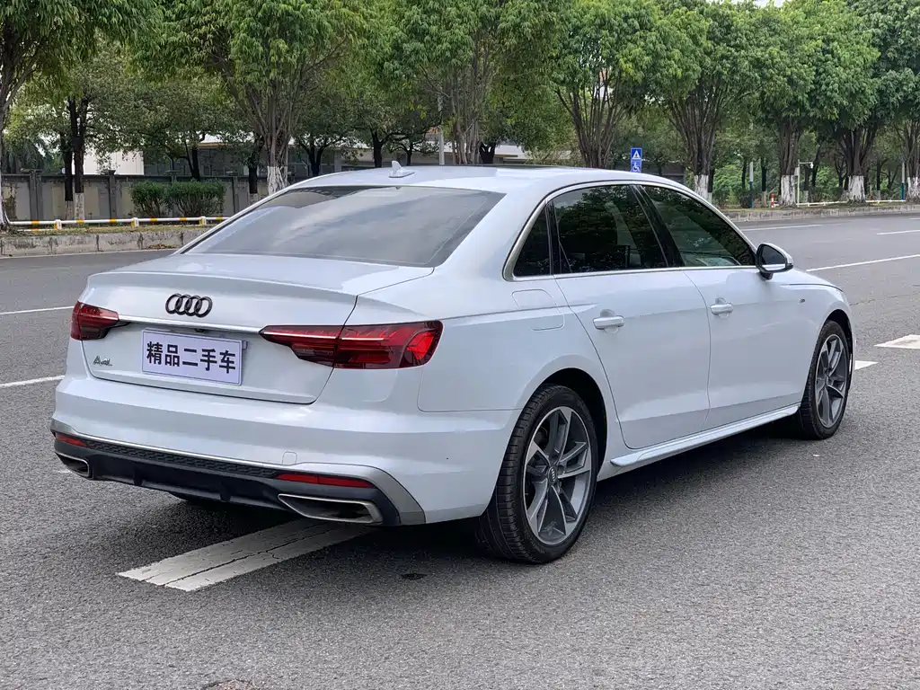 Audi A4L 2020 40 TFSI Fashion Dynamic Edition