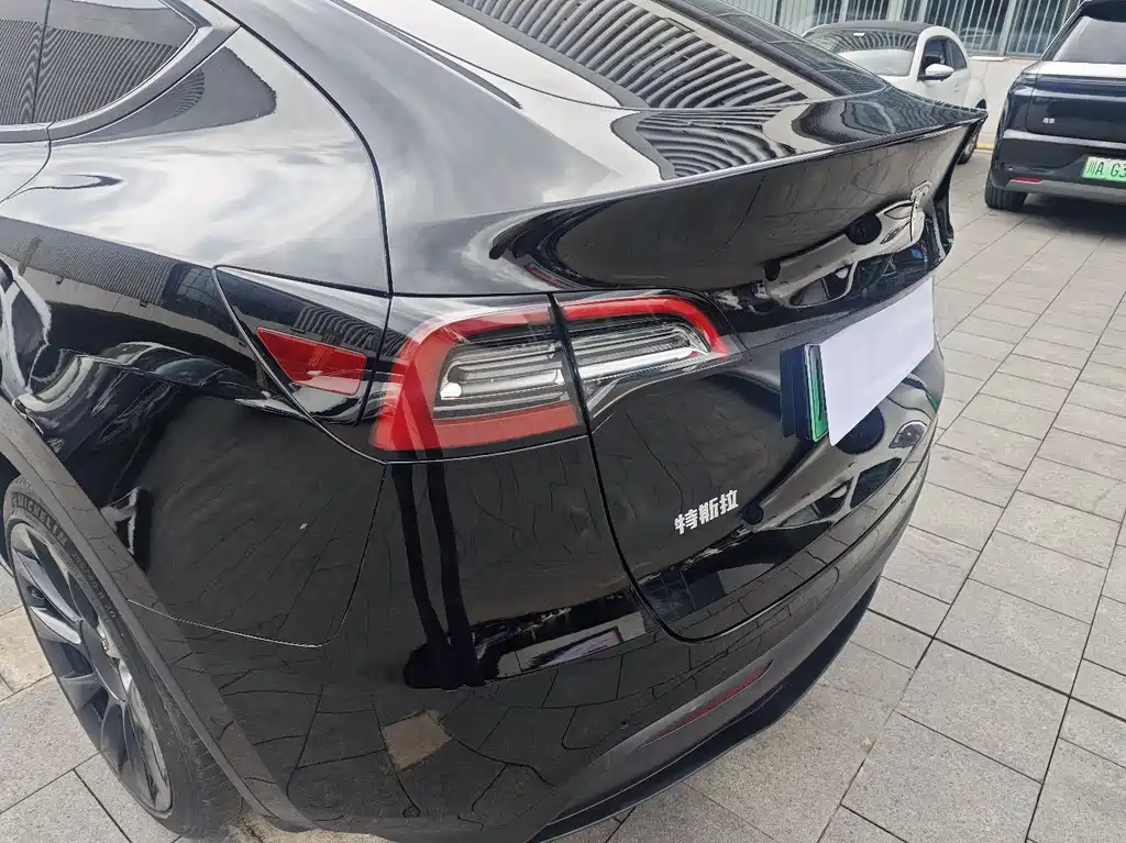 Model Y 2021 Long Range All-Wheel Drive Edition 3D7