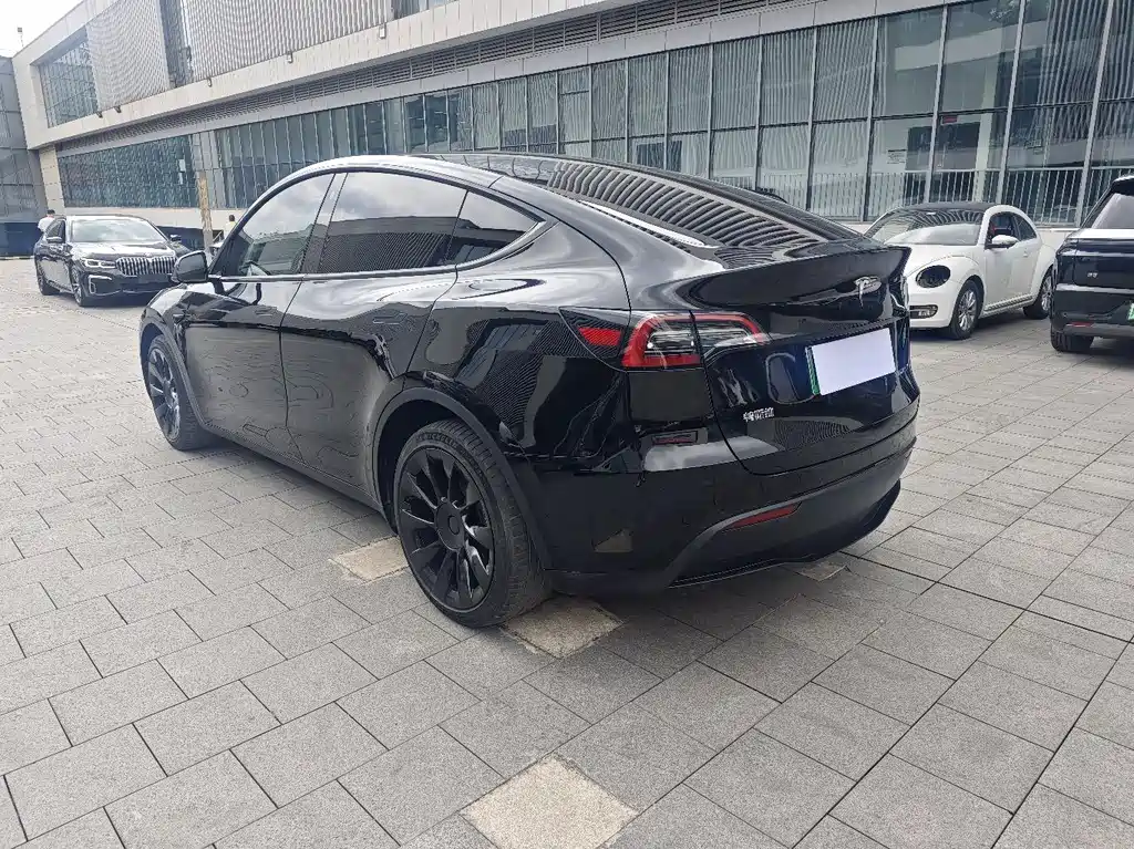 Model Y 2021 Long Range All-Wheel Drive Edition 3D7