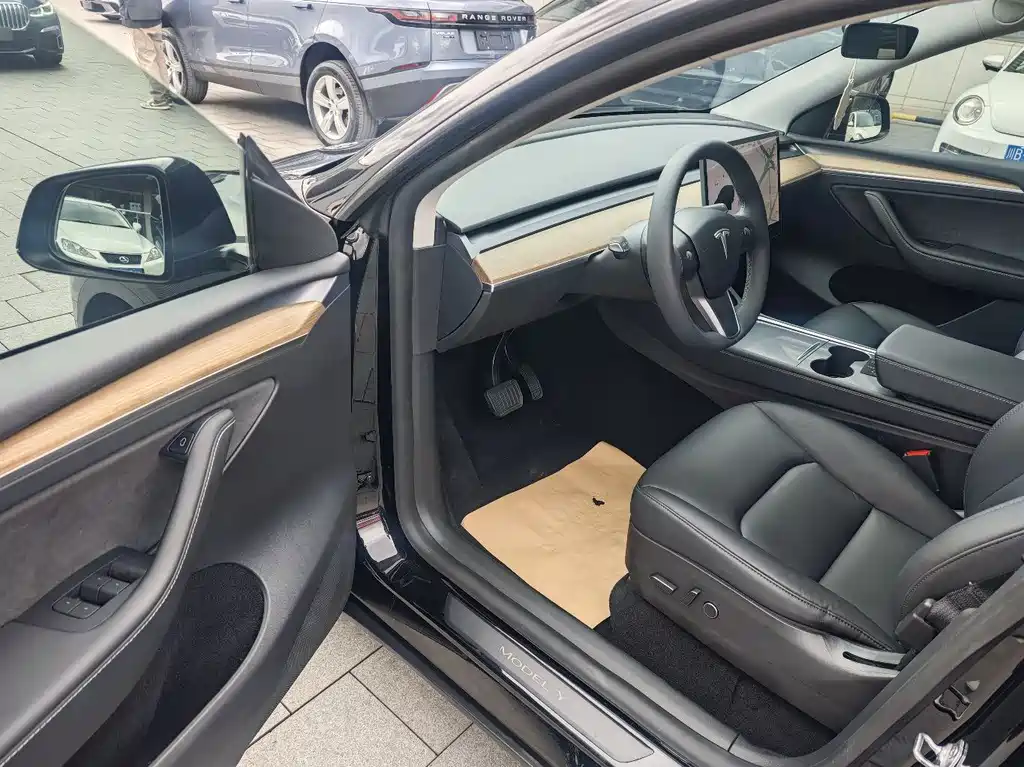 Model Y 2021 Long Range All-Wheel Drive Edition 3D7