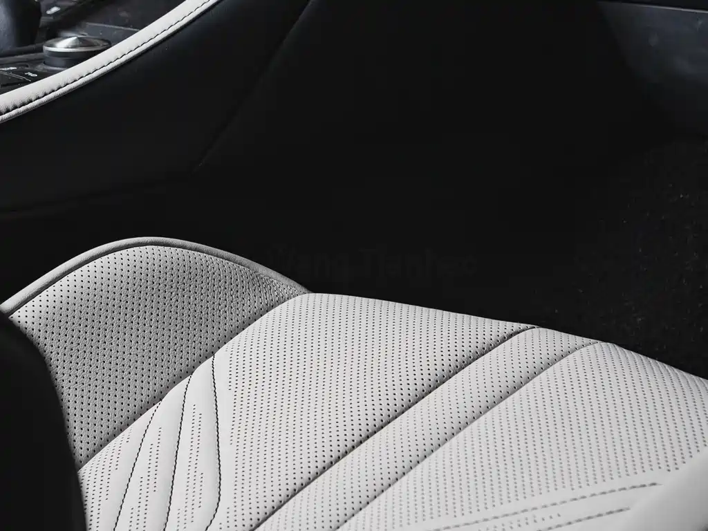 Lexus RC F 2015 F 5.0L Apex Edition