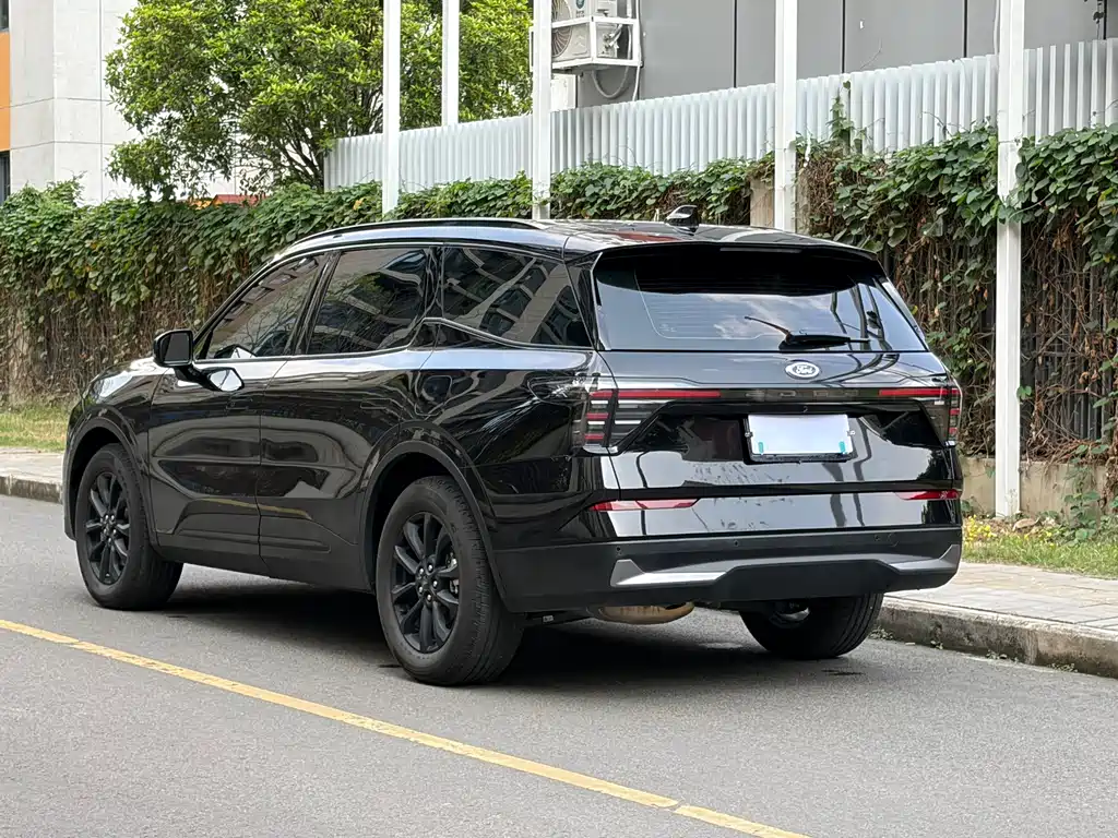 Ford Escape 2024 2.0T EcoBoost AWD 7-seat Trend Edition