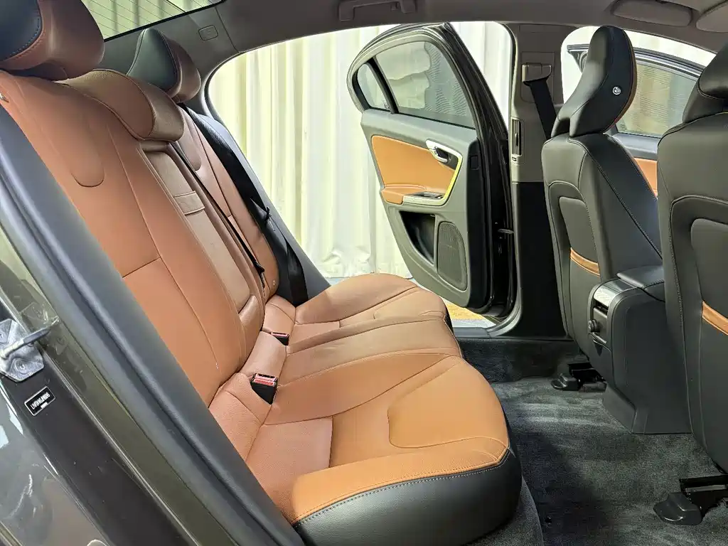 Volvo S60 2018 S60L T4 Smart Vision 2018 Edition
