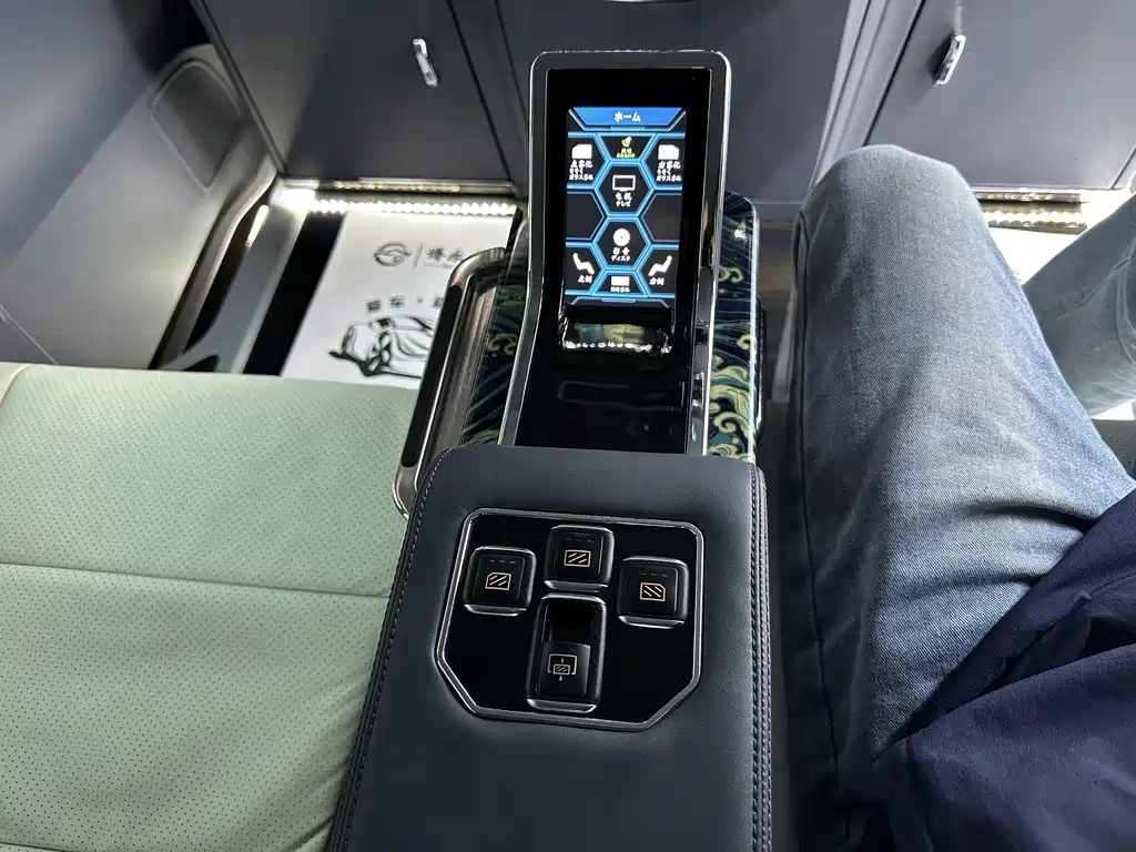 Alphard 2018 3.5L Luxury Edition