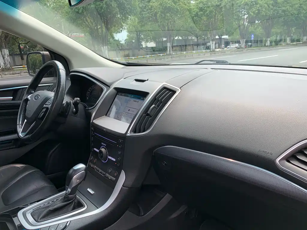 Escape 2016 EcoBoost 245 AWD Premium 7-seat