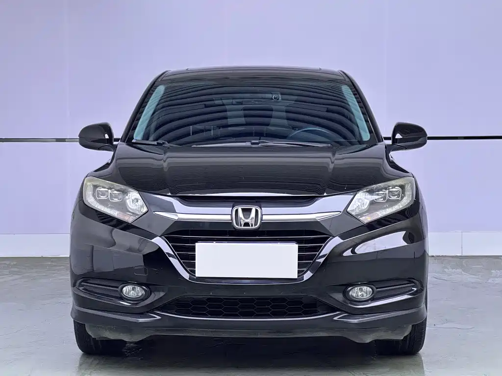 Crosstour 2017 1.8L CVT Two-wheel Drive Pioneer Edition