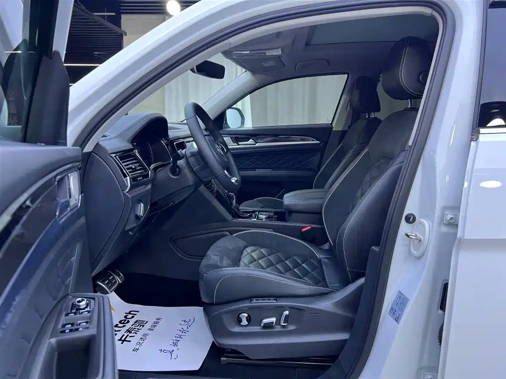 Tayron 2020 Model Tayron X Facelift 530 V6 4WD Premium Luxury Edition