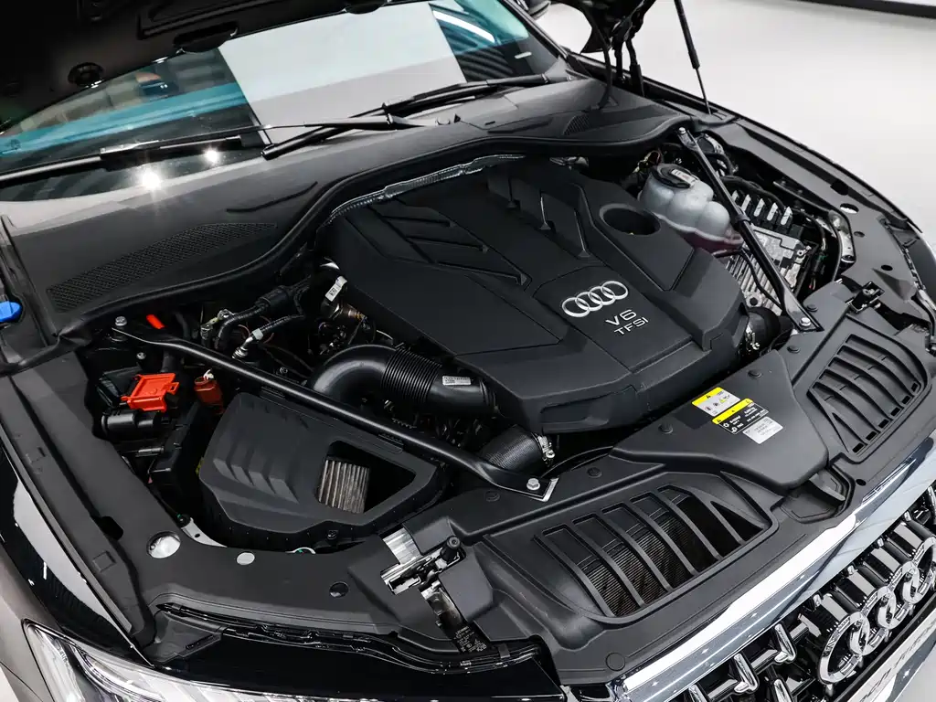 Audi A8 2024 model A8L 55 TFSI quattro flagship edition