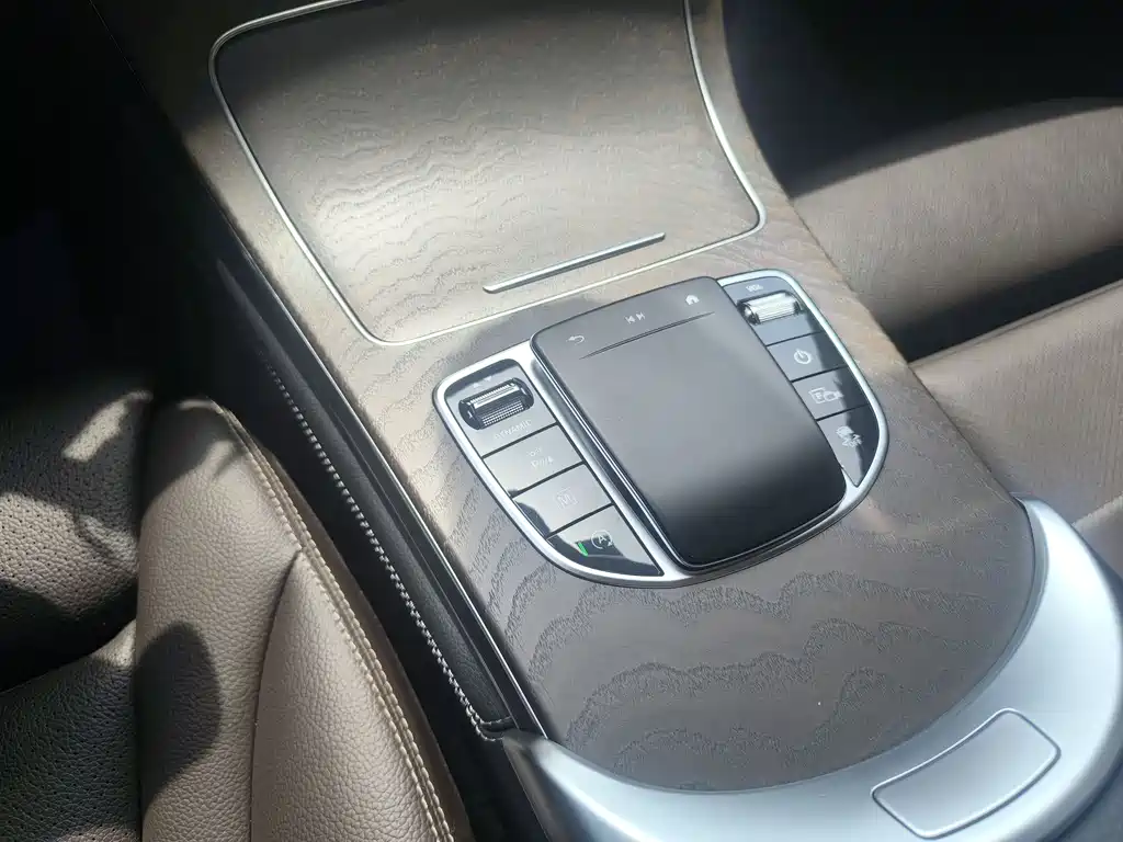 Mercedes-Benz GLC 2021 GLC 260 L 4MATIC Luxury Edition