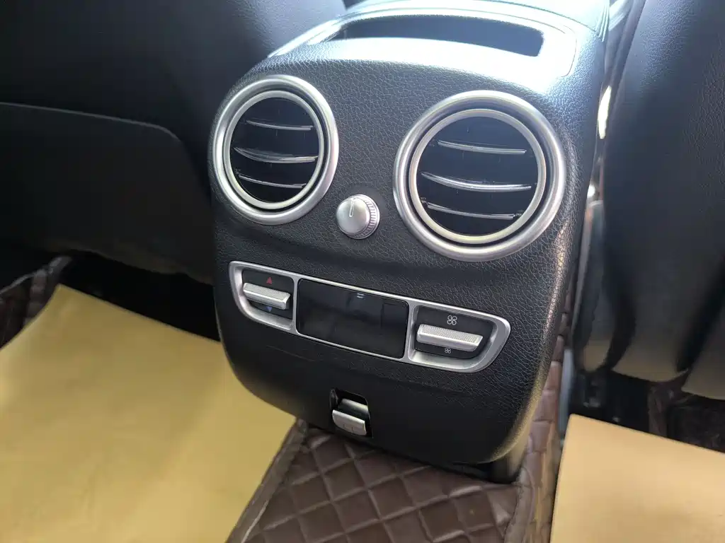 Mercedes-Benz GLC 2021 GLC 260 L 4MATIC Luxury Edition