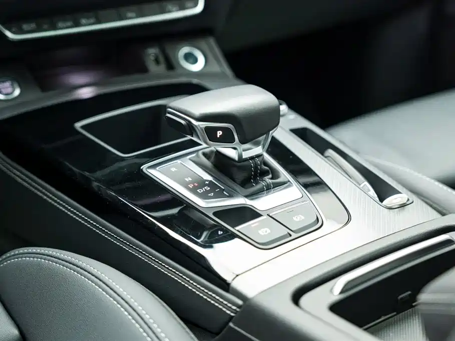 Audi Q5L 2023 40T Premium Dynamic Edition