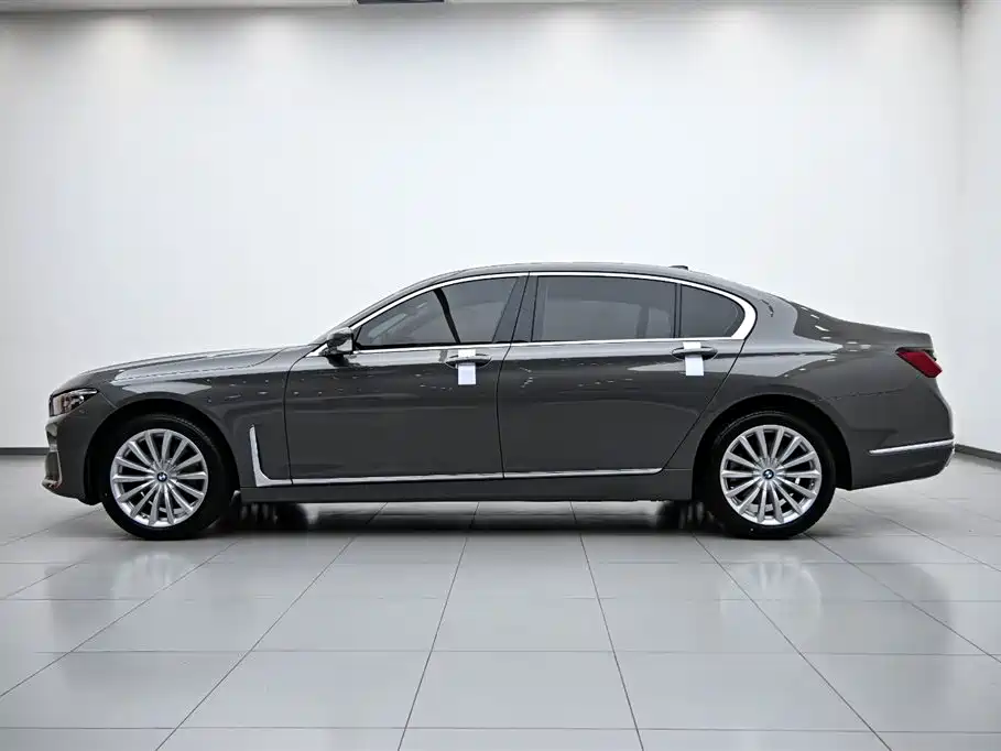 BMW 7 Series 2021 730Li Luxury Package