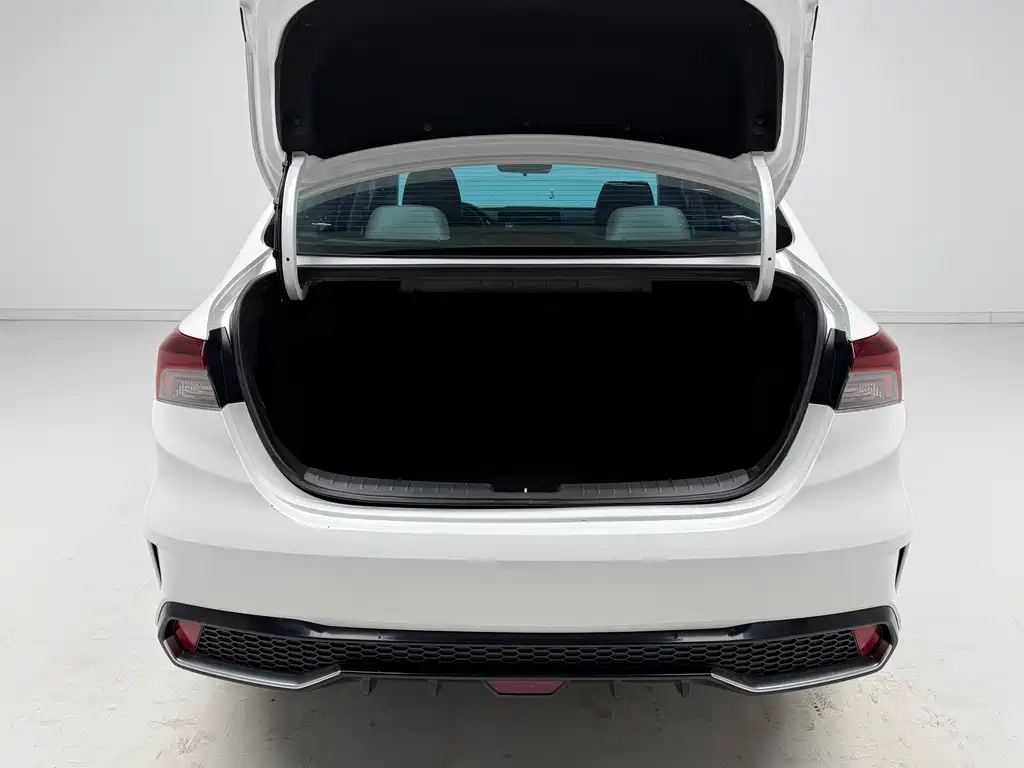 Kia K3 2023 1.5L CVT Luxury Edition