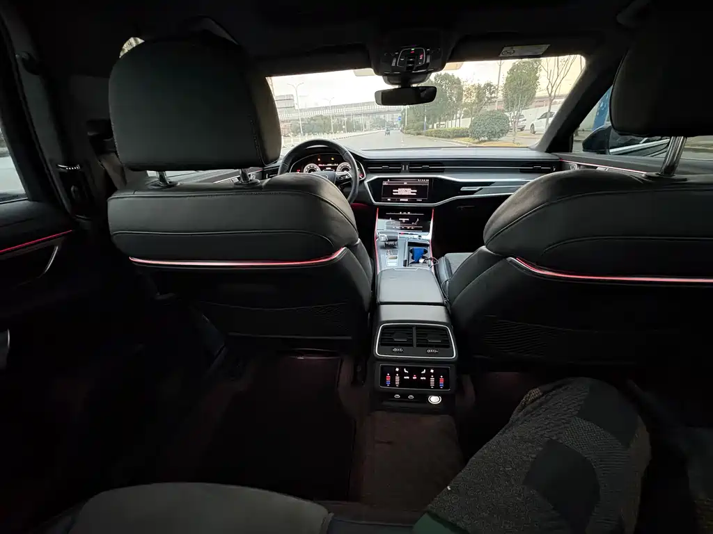 Audi A6L 2024 model 45 TFSI Premium Dynamic Edition