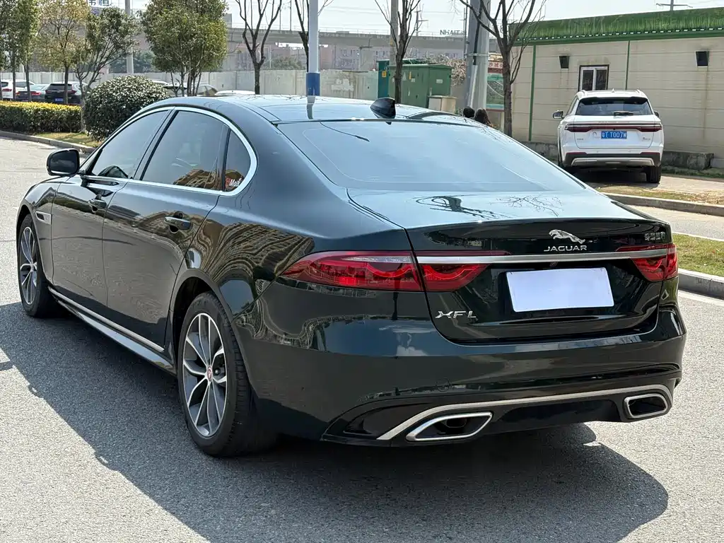 Jaguar XFL 2023 model XFL 2.0T P250 Two-Wheel Drive Elite Sports Edition