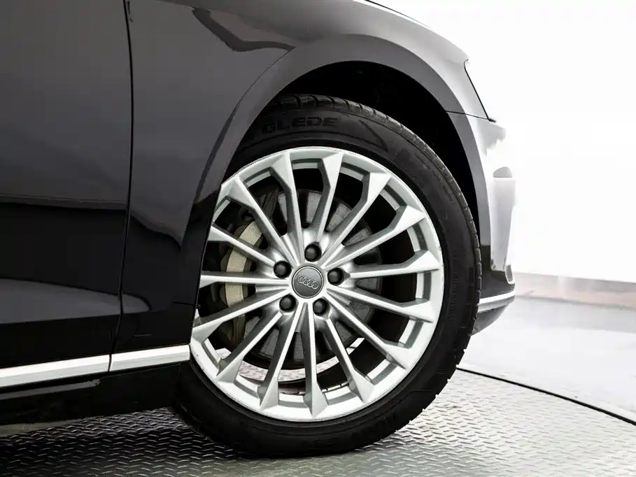 Audi A8 2019 model A8L 50 TFSI quattro Comfort Edition