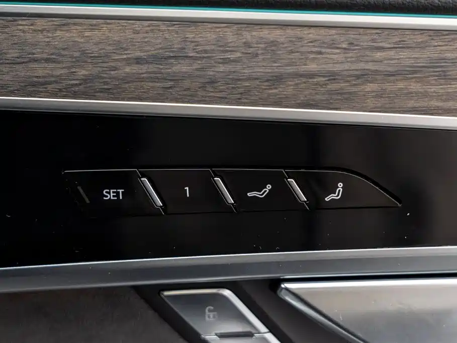 Audi A8 2019 model A8L 50 TFSI quattro Comfort Edition
