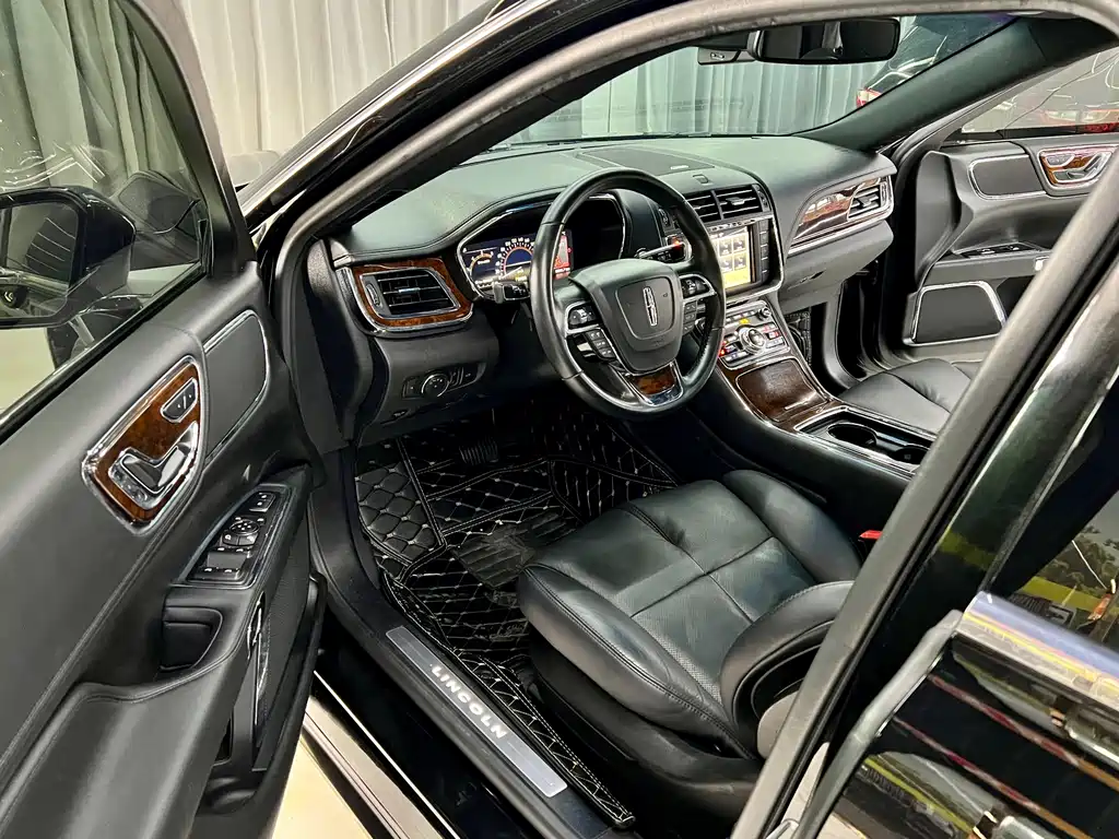 Lincoln Continental 2018 2.0T Two-Wheel Drive尊享版