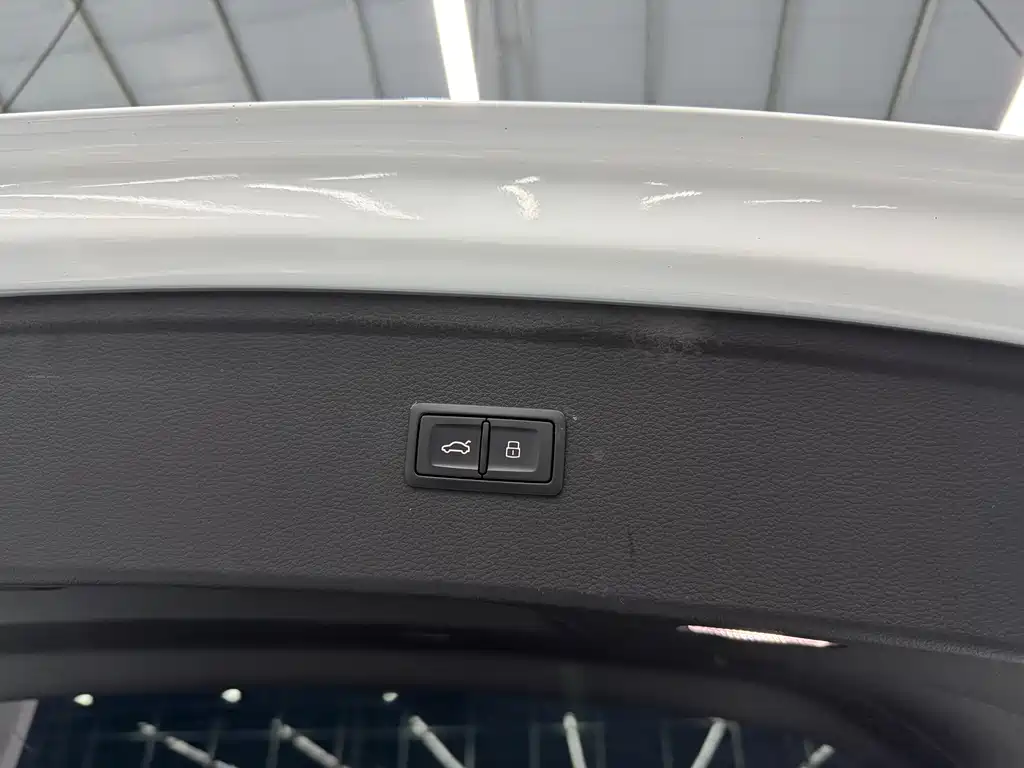 Audi Q5L 2023 40T Premium Dynamic Edition