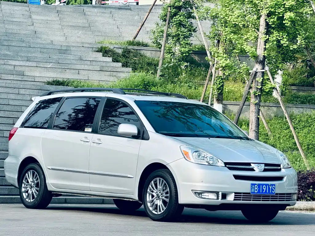 SIENNA 2005 3.3 XLE