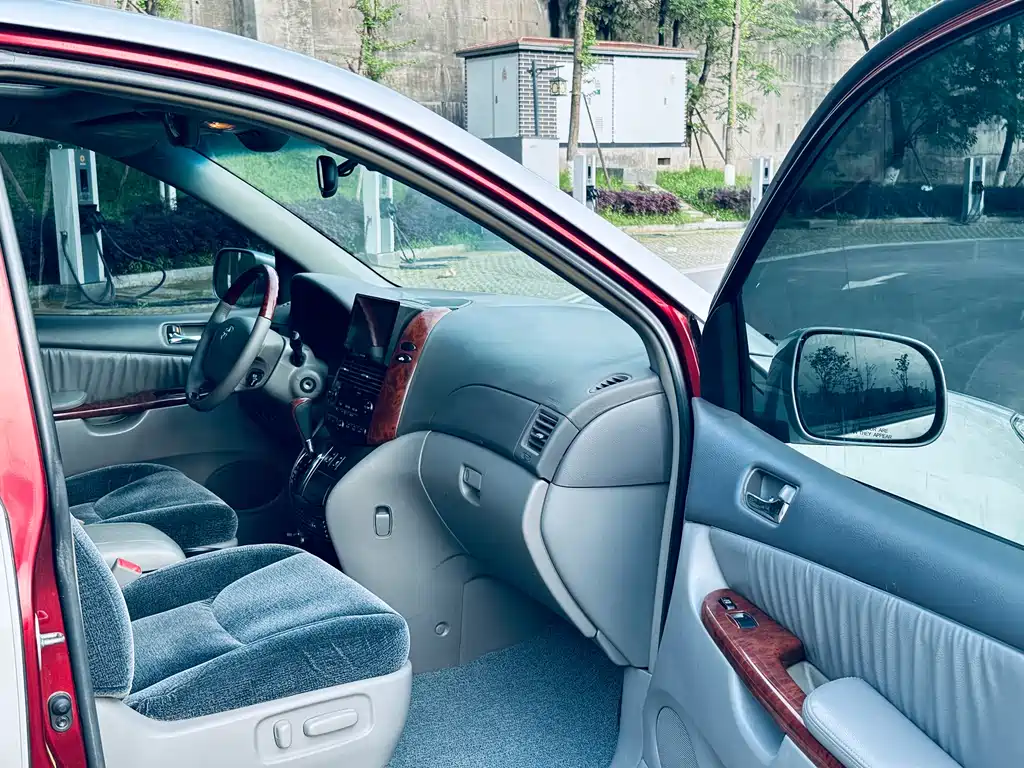 SIENNA 2005 3.3 XLE