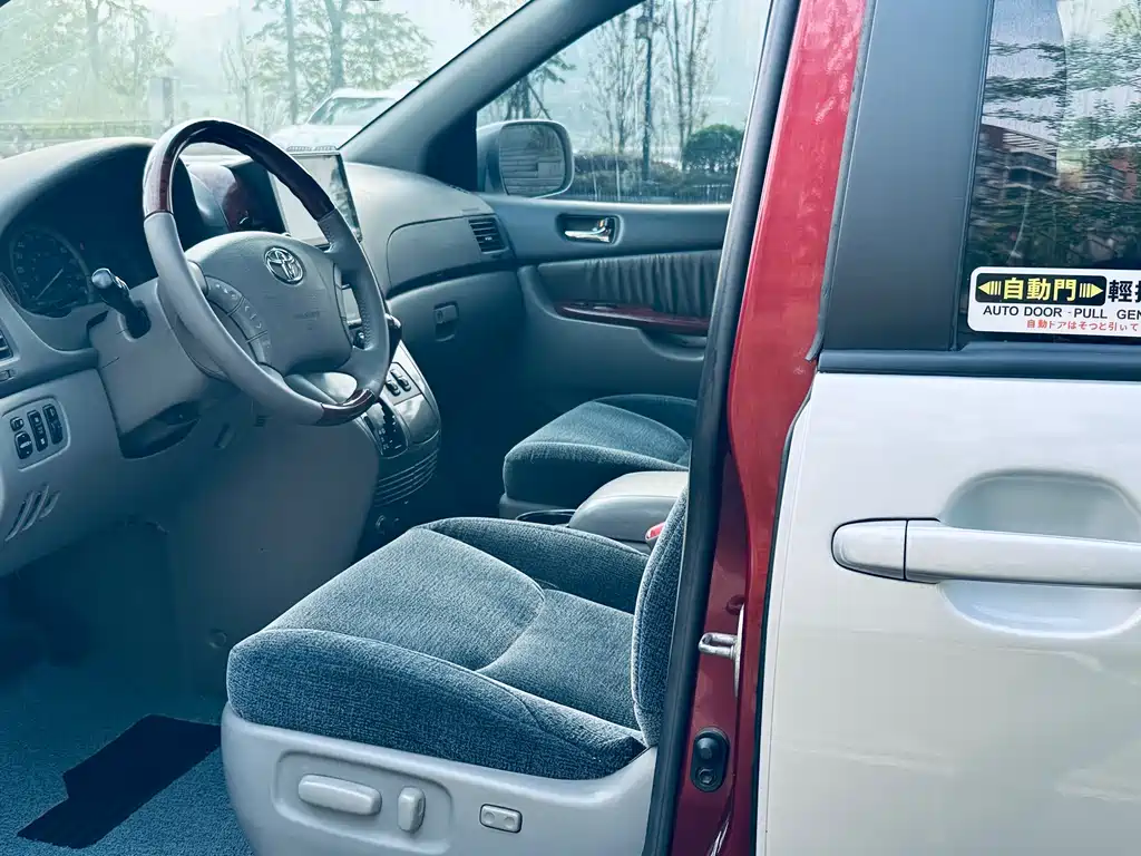 SIENNA 2005 3.3 XLE