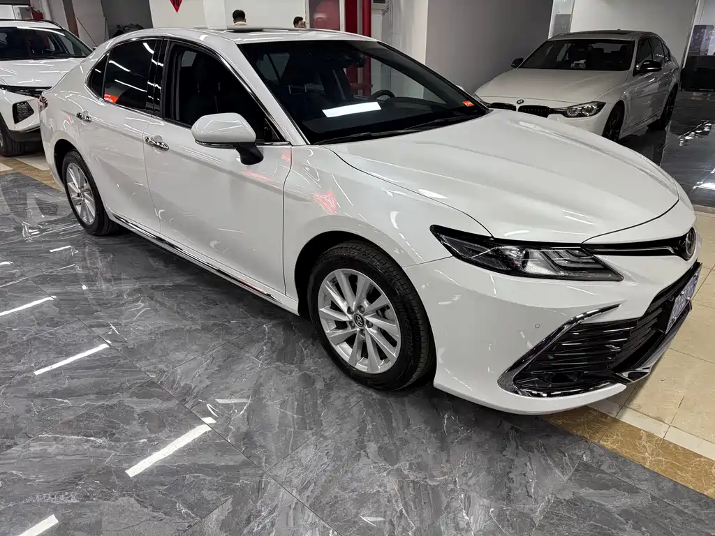 Camry 2023 2.0G Luxury Edition