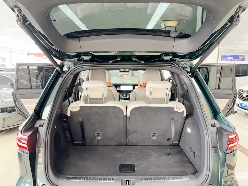 Lemon ONE 2021 Model, Extended Range 6-Seater Edition