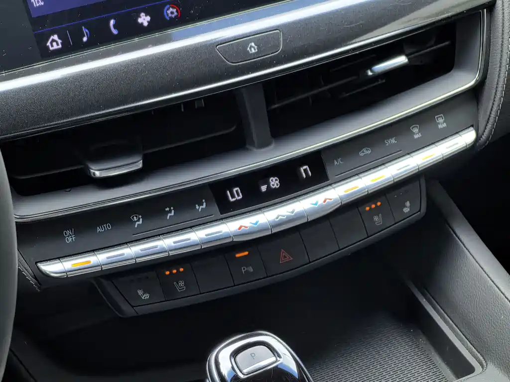Cadillac CT5 2022 28T Luxury (Standard)