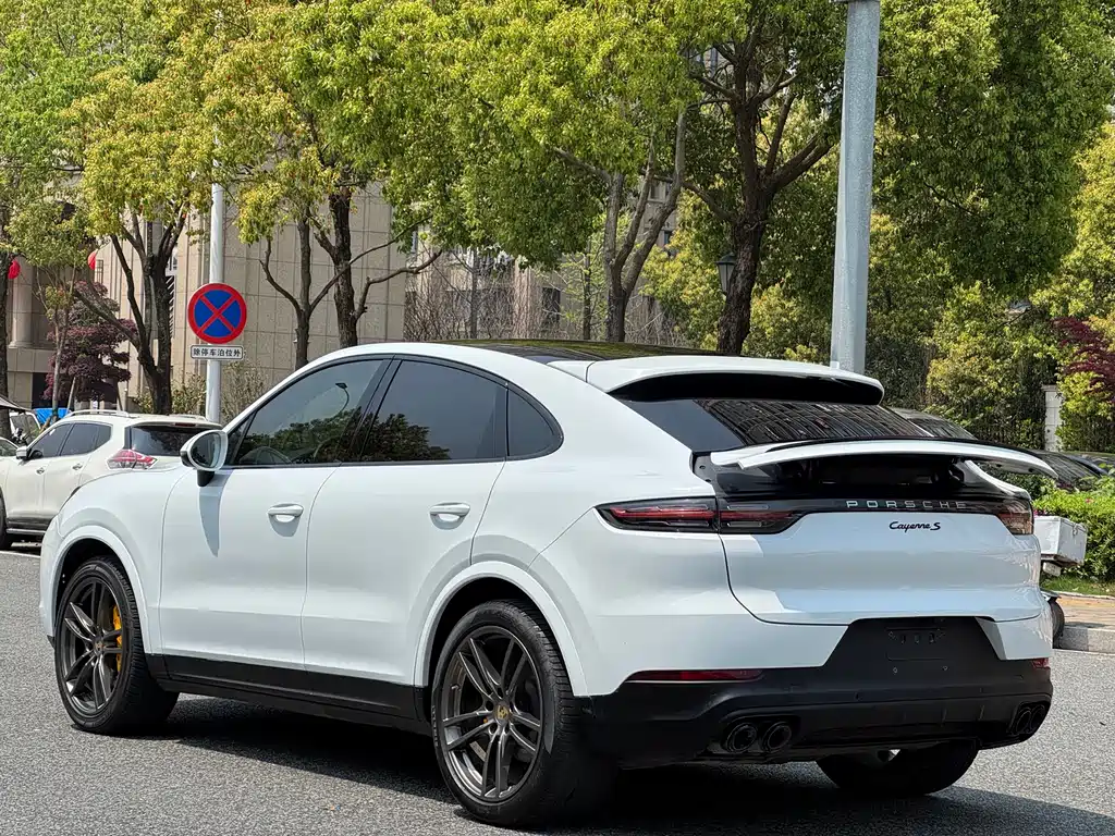 Cayenne 2019 Coupe 3.0T