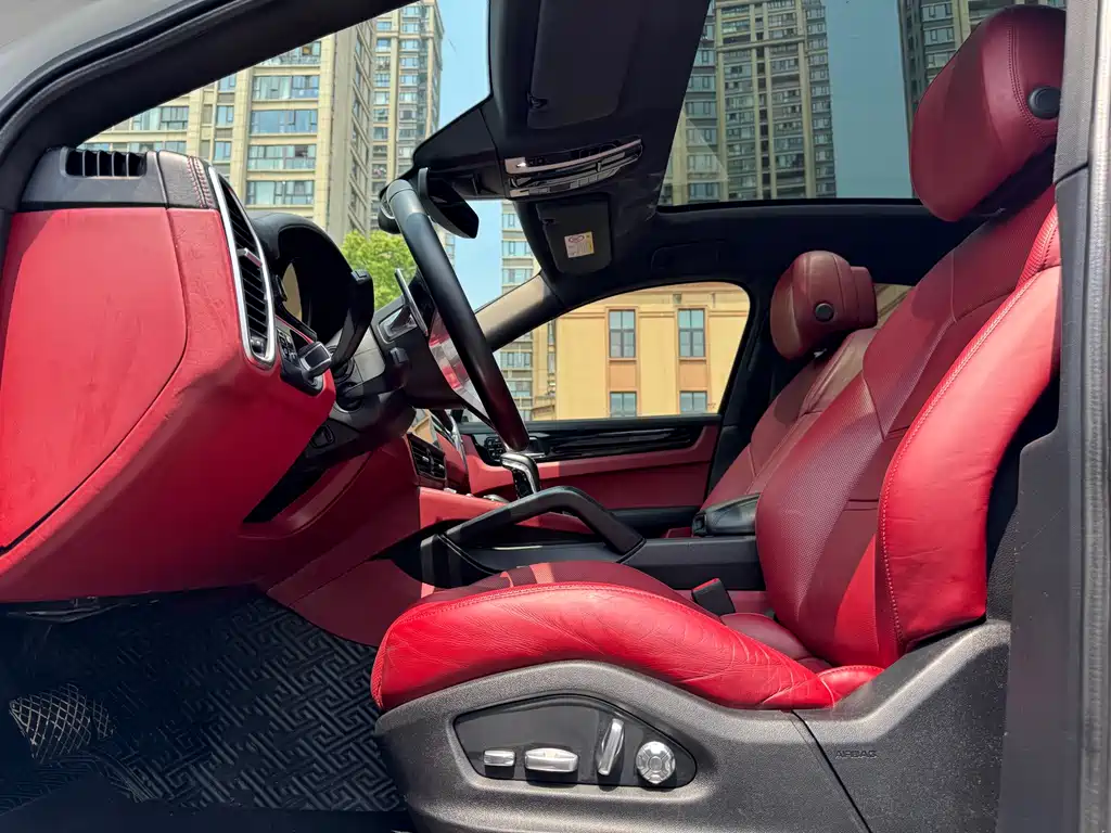 Cayenne 2019 Coupe 3.0T