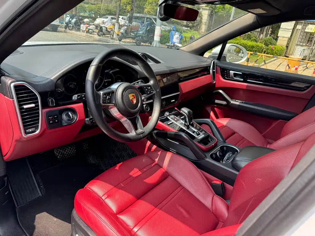Cayenne 2019 Coupe 3.0T