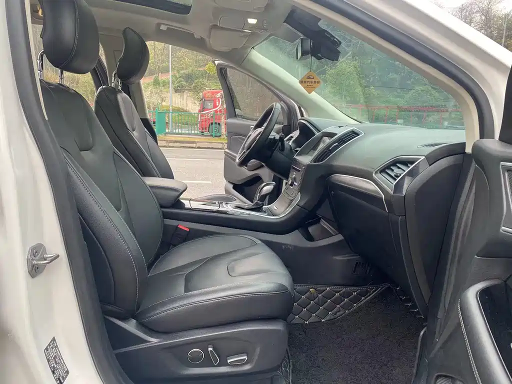 Escape 2018 EcoBoost 245 Two-wheel drive Luxury Edition 7-seater National V