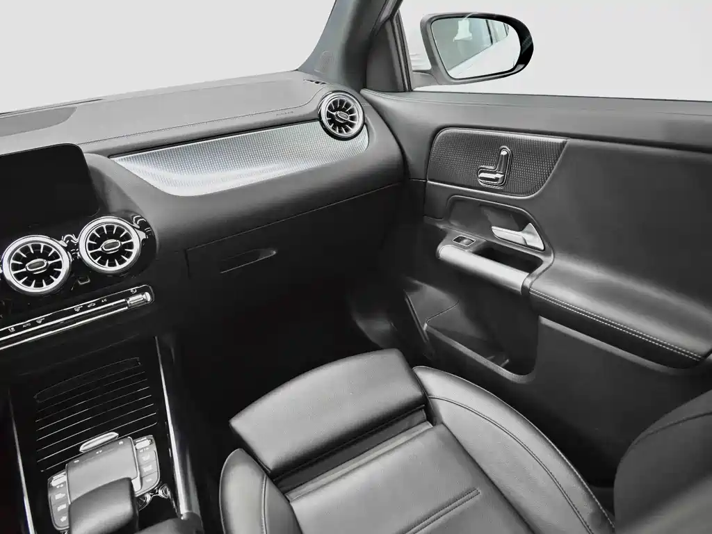 Mercedes-Benz GLA 2023 GLA 220