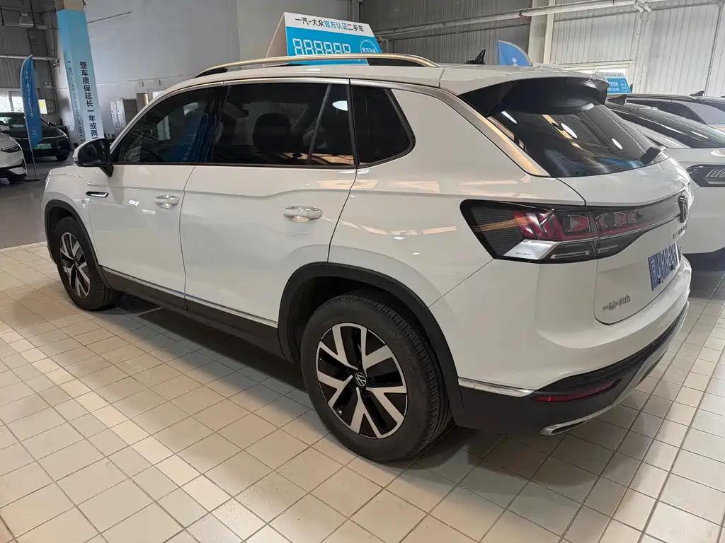 Tayron 2023 300TSI Two-Wheel Drive Luxury Plus Advanced Edition