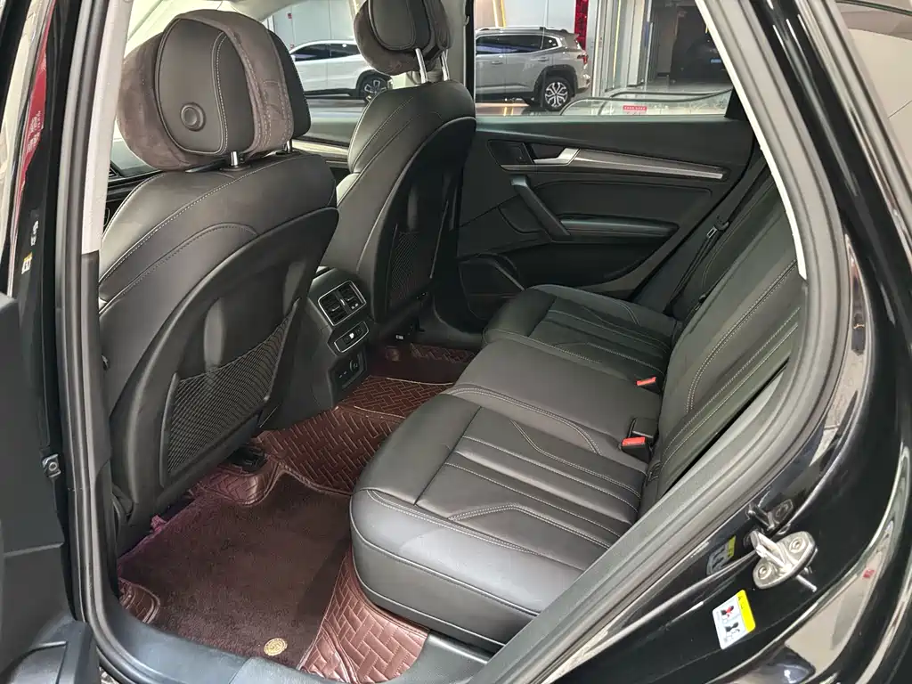 Audi Q5L 2023 45T Premium Dynamic Edition