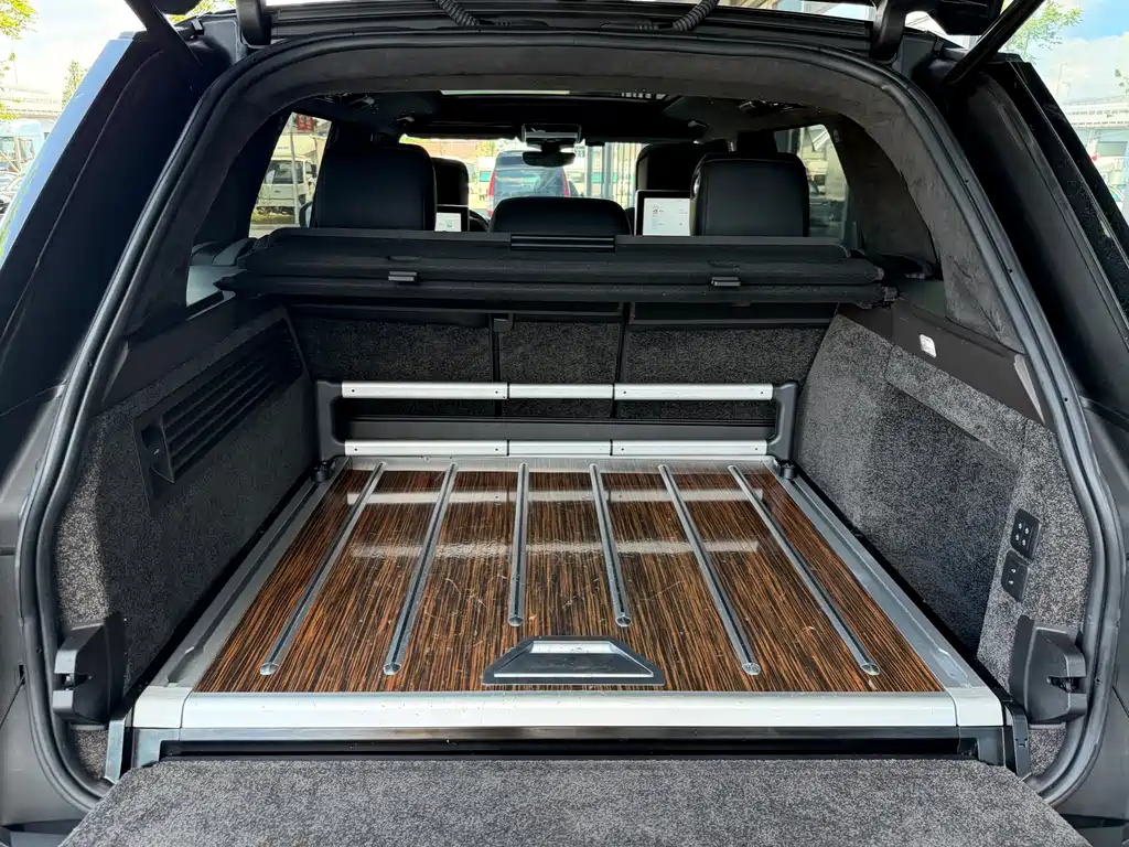 Range Rover 2019 3.0 SC V6 Long Wheelbase Edition